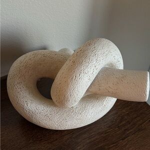 Knot home decor